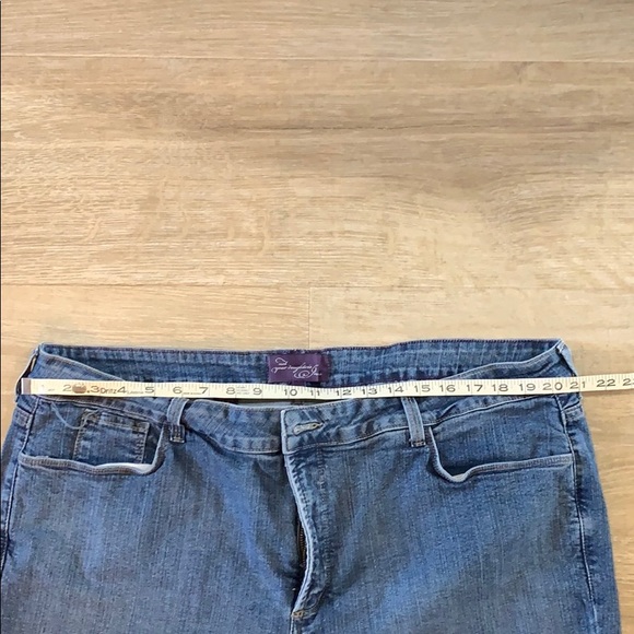 NYDJ plus size women’s blue jeans - Picture 6 of 8